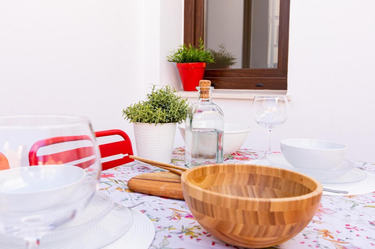 El Palomar Apartment Seville Luaran gambar