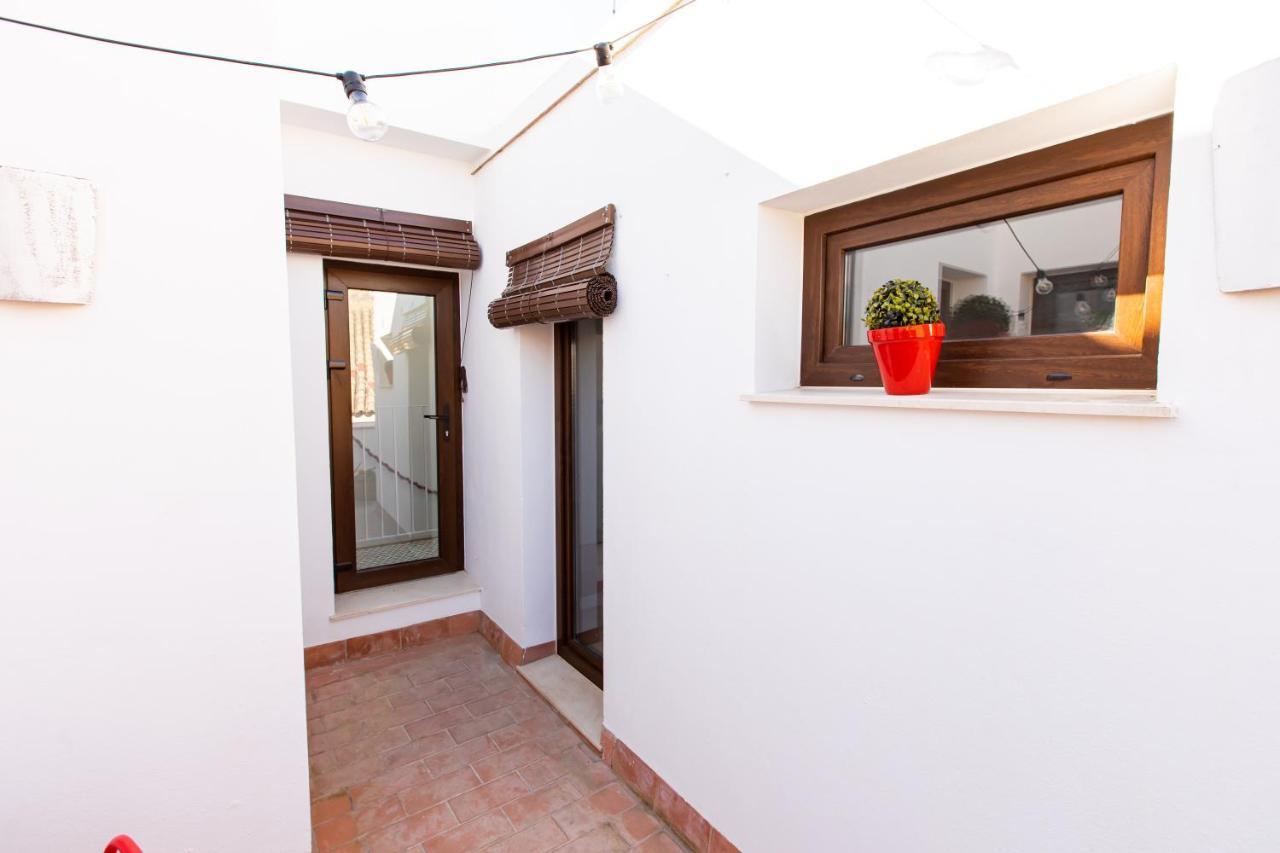El Palomar Apartment Seville Luaran gambar